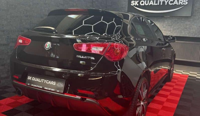 Alfa Romeo Giulietta Super 1,4 TB MultiAir TCT Limousine voll