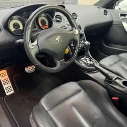 Peugeot RCZ 1,6 THP voll