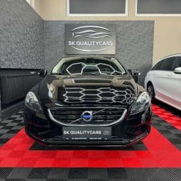 Volvo V40 D2 Kinetic Limousine voll